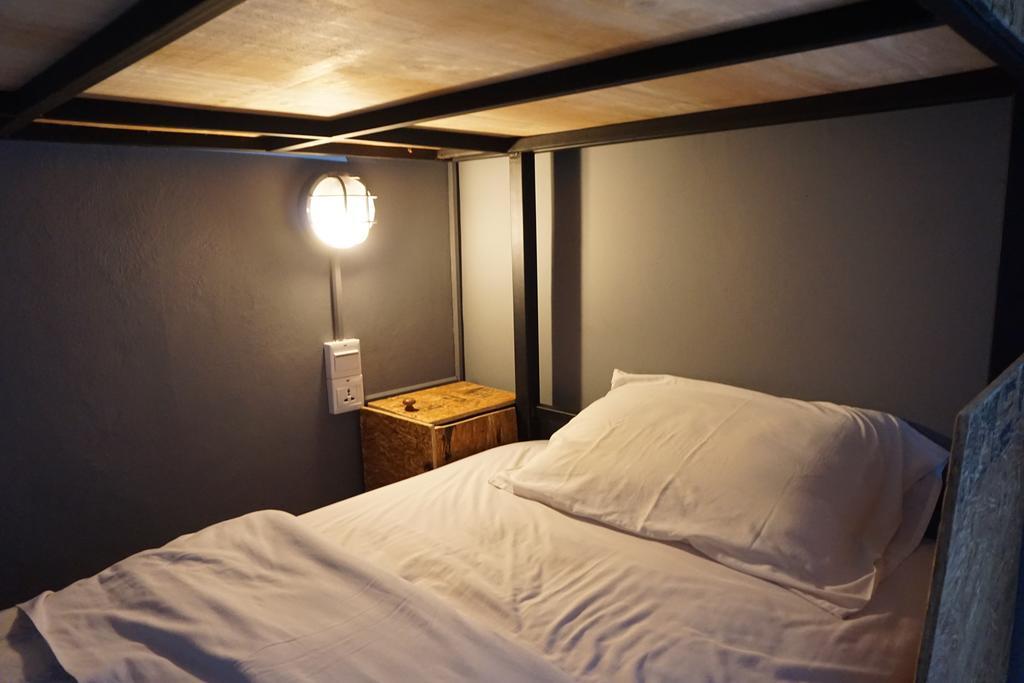 Baanlansa Bed&Bar Hotel Chiang Mai Bagian luar foto