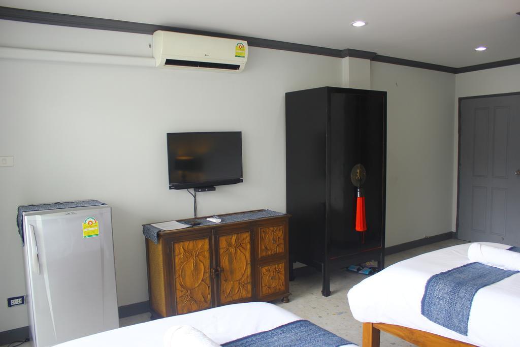 Baanlansa Bed&Bar Hotel Chiang Mai Bagian luar foto
