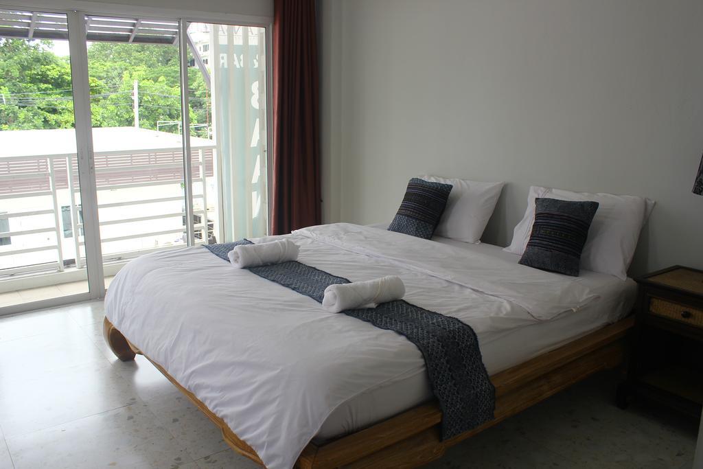 Baanlansa Bed&Bar Hotel Chiang Mai Bagian luar foto