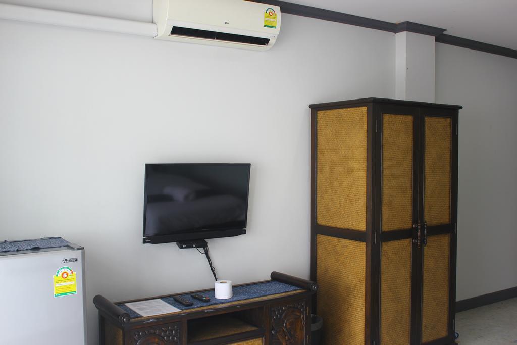 Baanlansa Bed&Bar Hotel Chiang Mai Bagian luar foto